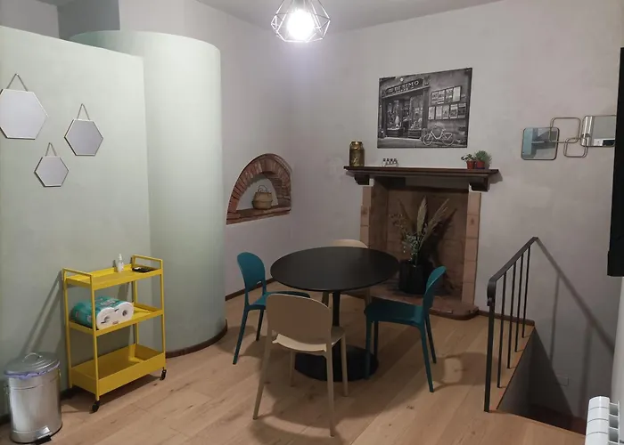 Casa Amena Лукка