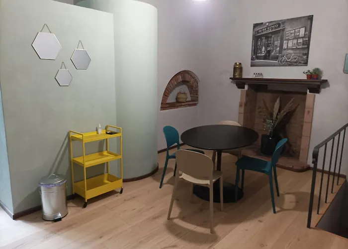 Casa Amena Лукка